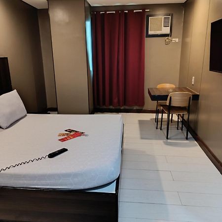 מנילה Hotel Sogo Quirino מראה חיצוני תמונה